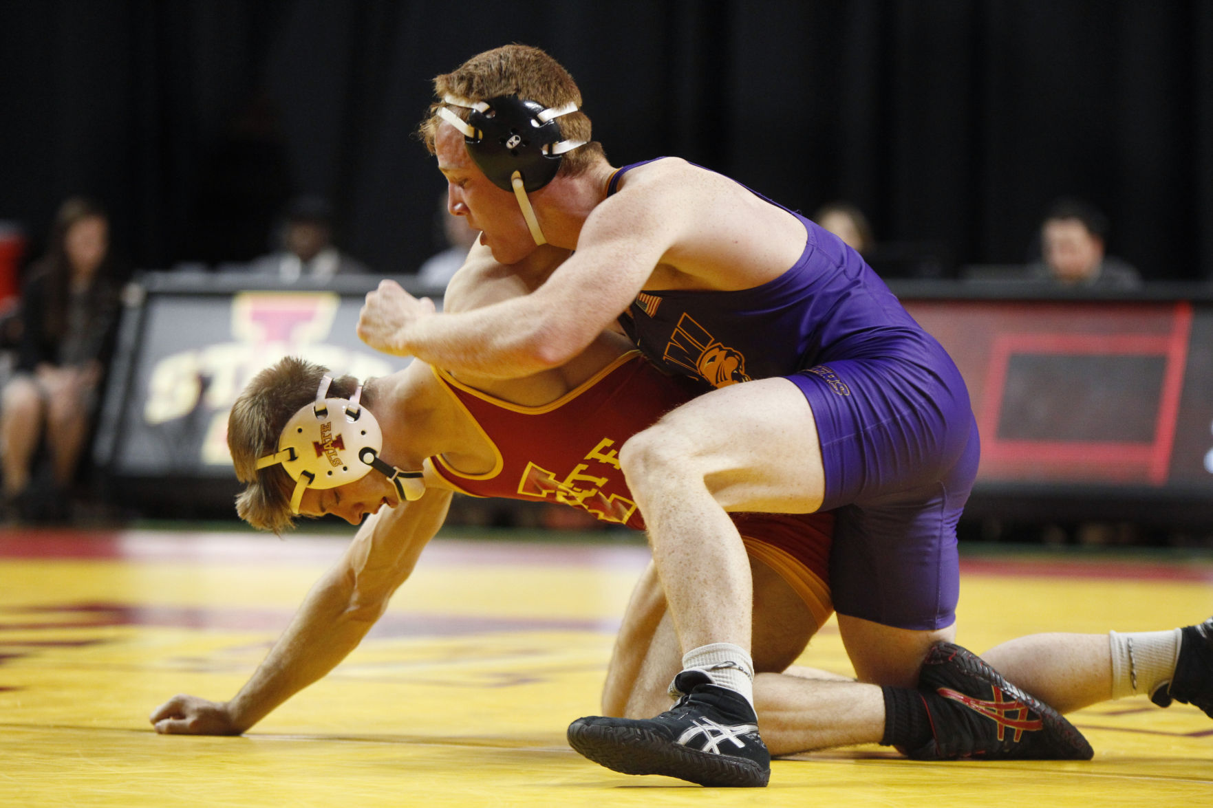 012017mp-UNI-ISU-wr-157lb-2